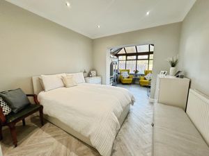 Photo 17- click for photo gallery